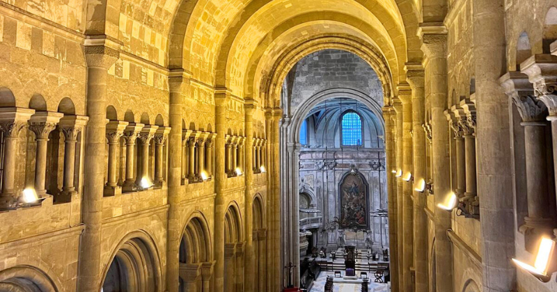 Ofício de Leituras e Laudes