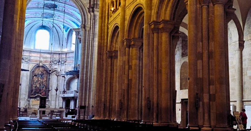 Vigília Pascal na Sé de Lisboa presidida pelo cardeal patriarca D. Rui Valério
